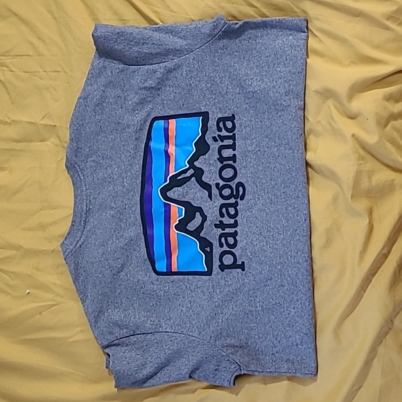 Patagonia Logo T-Shirt Size XS Unisex - Picture 1 of 4